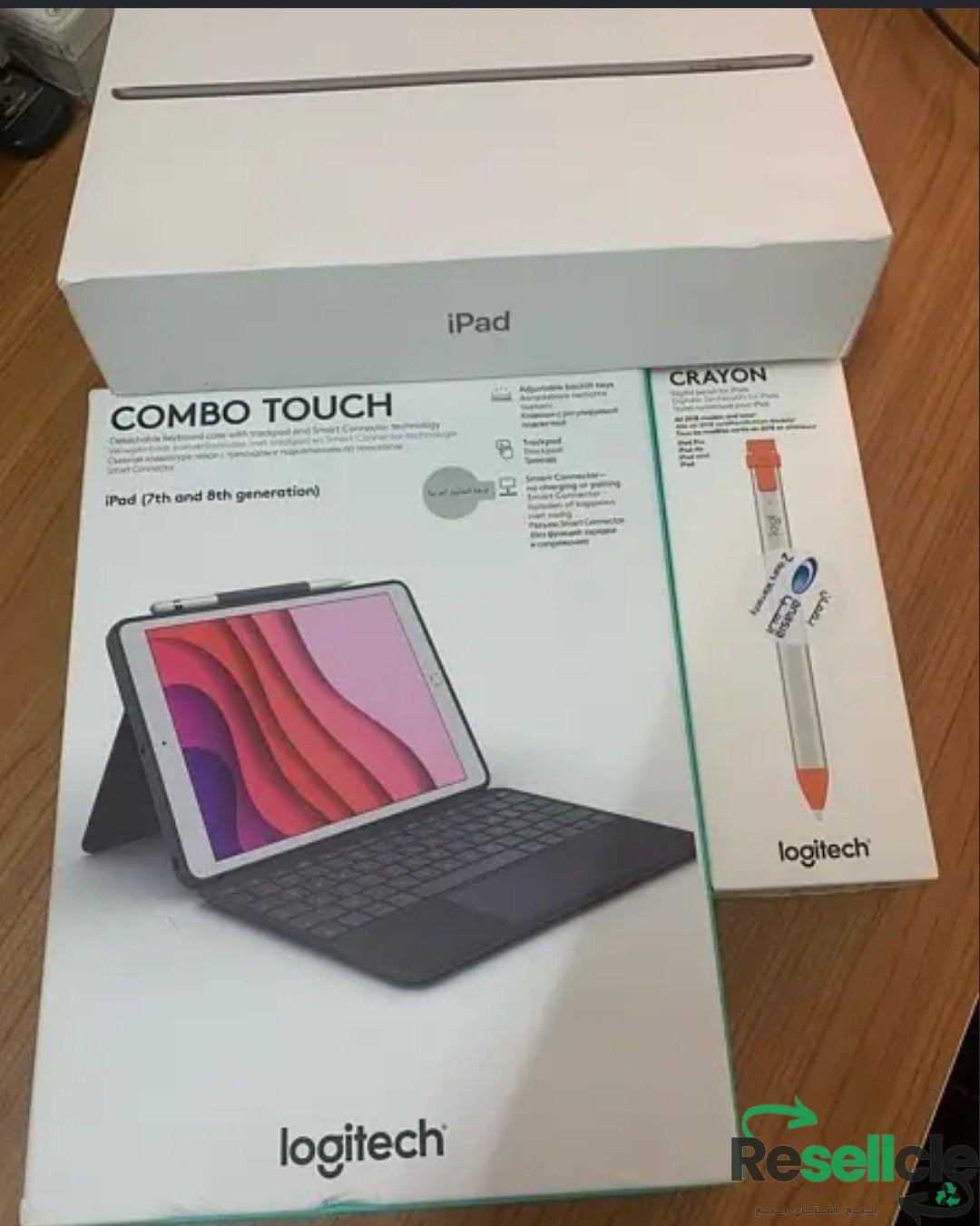 Ipad 9 + Penciel (logitec) + Keyboard (logitech)