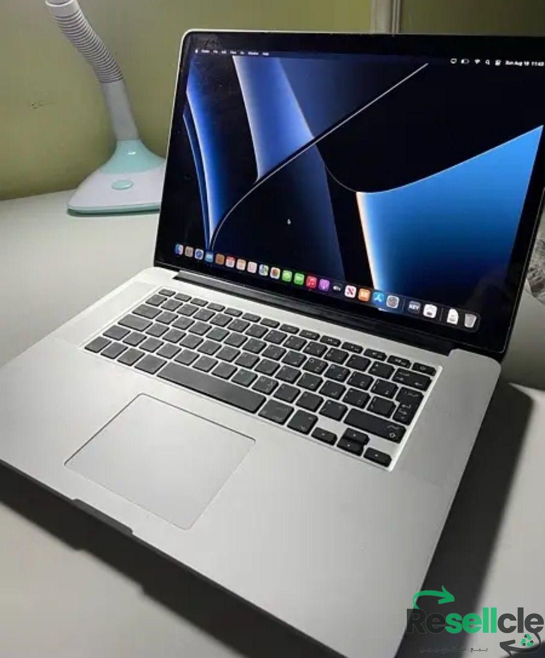 macbook pro 15 i7