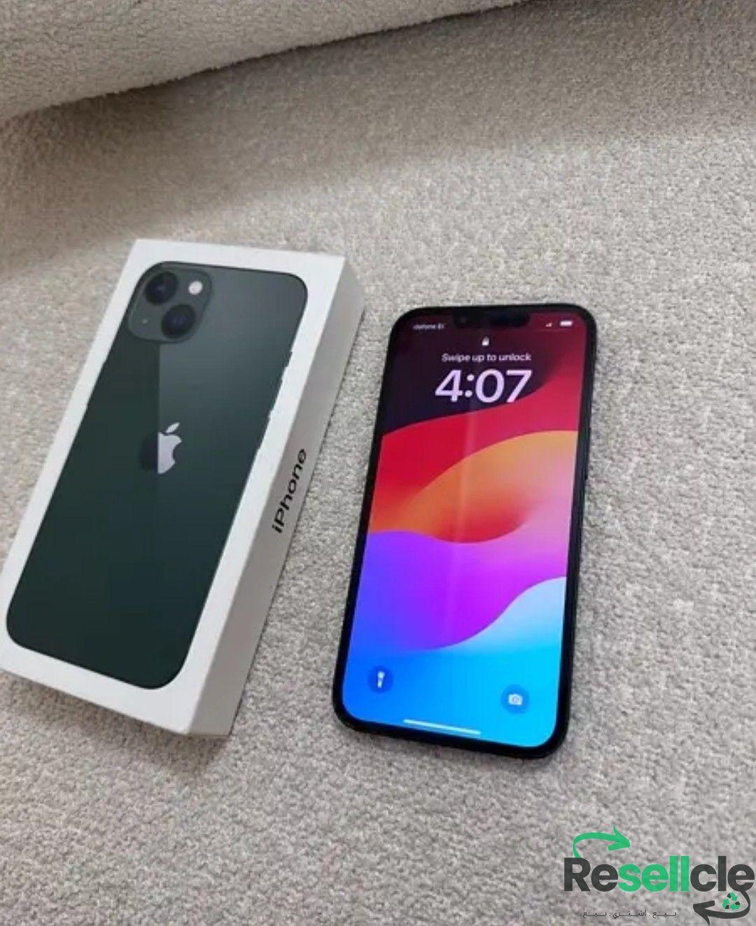 iPhone 13 256
