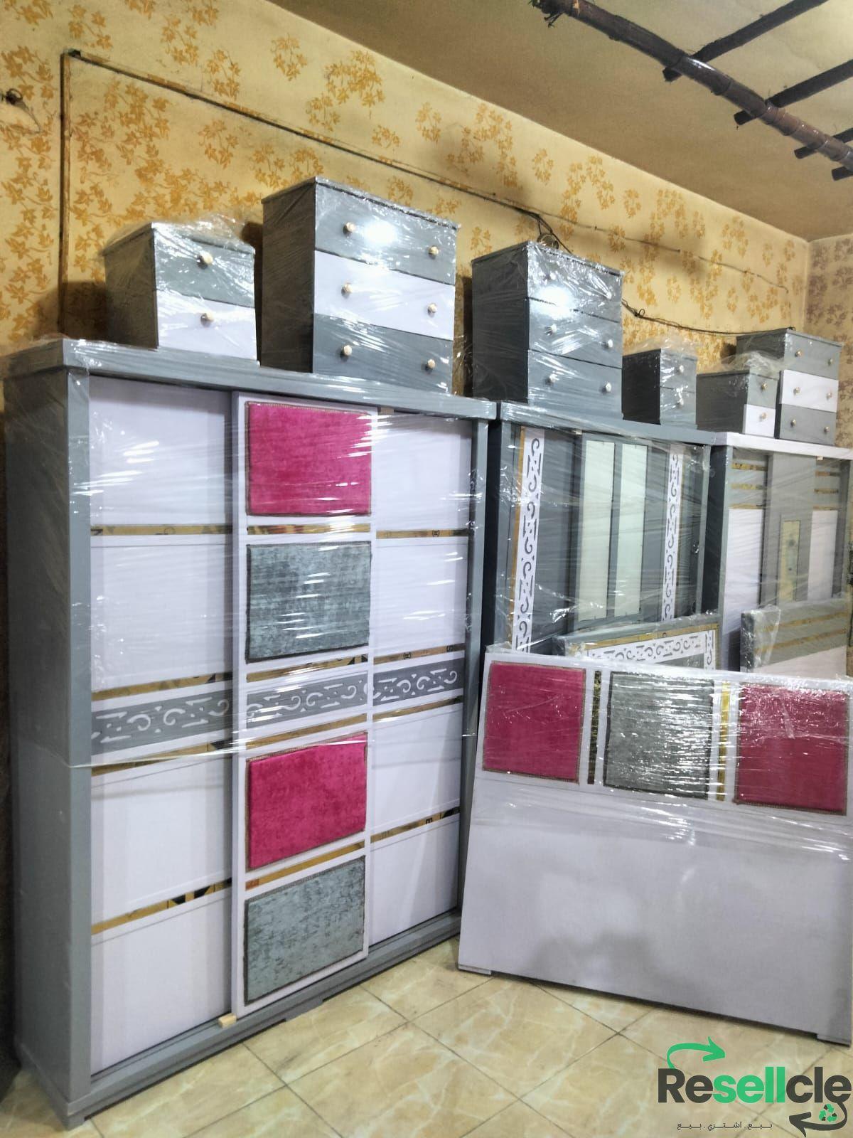 عندنا جميع انواع العفش بي الرخص الاسعار ودع لي جشعت التجار